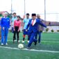 Gubernur Al Haris melakukan Kick Off Pembukaan Turnamen Mini Soccer ANTARA Cup 2024. (Foto: Kominfo Prov. Jambi).