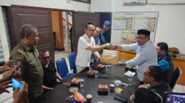 Hasan Mabruri Kembalikan Berkas Pendaftaran Ketua KONI Provinsi Jambi