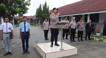 Cegah Kenakalan Remaja,Bulling,Serta Manfaat Tertib Berlalu Lintas: Kapolres Langkat Beri Pesan Pentung ke Pelajar Putra Jaya