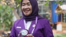Ketua Tim Pembina Posyandu Provinsi Jambi Hj. Hesnidar Haris Raih Juara 2 Nasional
