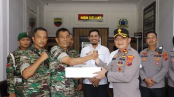 Polres Langkat Beri Kue HUT TNI ke- 80 Secara Serentak, Perkuat Sinergitas