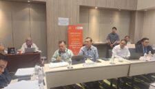 Gubernur Al Haris Menegaskan Komitmen Pemerintah Provinsi Jambi dalam Mewujudkan Tata Kelola Pemerintahan yang Terbuka pada Uji Publik Monitoring dan Evaluasi (Monev) Keterbukaan Informasi Publik 2025.