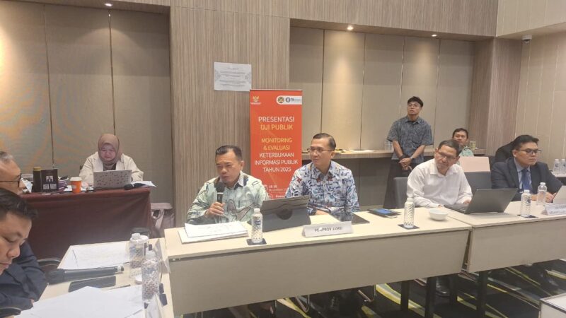 Gubernur Al Haris Menegaskan Komitmen Pemerintah Provinsi Jambi dalam Mewujudkan Tata Kelola Pemerintahan yang Terbuka pada Uji Publik Monitoring dan Evaluasi (Monev) Keterbukaan Informasi Publik 2025.