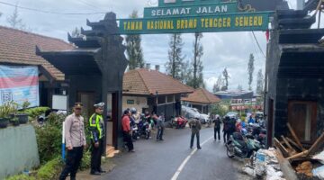 Terpantau Hampir Seribu Wisatawan Masuk Bromo Lewat Tosari Kapolres Pasuruan : Situasi Aman dan Kondusif