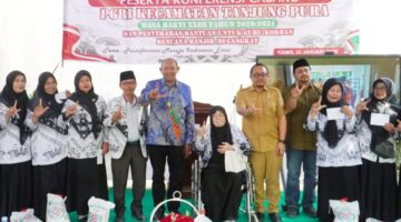 Buka Konfercab PGRI, Bupati Syah Afandin Tekanan Soliditas dan Perhatian bagi Tenaga Pendidik