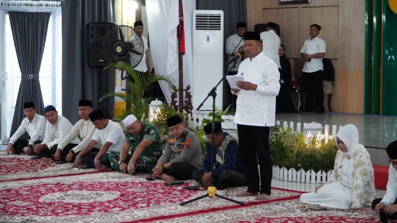 Foto Istimewa Bupati Langkat H.Syah Afandin Buka Puasa Bersama Jajaran Pemkab Langkat 1447 H