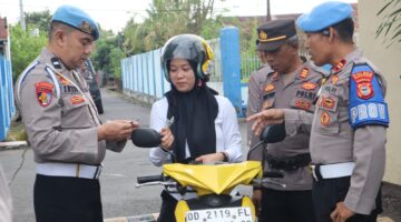 Sebelum Pelaksanaan Operasi Keselamatan Pallawa 2026, Sipropam Polres Bantaeng Cek Kelengkapan Administrasi Pribadi Personel