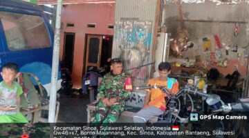 Babinsa Bonto Majannang Perkuat Silaturahmi dengan Warga Melalui Komsos di Dusun Barua