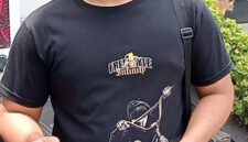 Foto Istimewa Dokumentasi Ketua GEMBIRA Saat Di Halaman Kantor Kejatisu Jumat (6/3/2026)