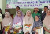 Dokumentasi Foto Pembagian Tali Asih PT Sejahtera Mandiri Sawita Jumat (13/3/2026)