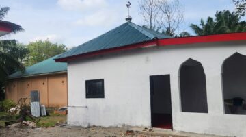 Foto Istimewa Dokumentasi Pendirian Mushola Partai Demokrasi Indonesia Perjuangan Kabupaten Langkat Jalan Tengku Putra Aziz Kelurahan Kwala Bingai Stabat 