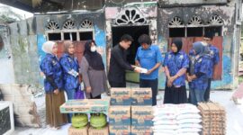 Dokumentasi Foto Pemberian Tali Asih Pimpinan DPRD Provinsi Sumatera Utara Fraksi Nasdem Ricky Anthony Sabtu (14/3/2026) di Kediaman Korban Kebakaran Sambirejo 