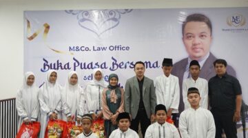Marselinus Edwin & Co. Law Office Gelar Buka Puasa Bersama dan Santunan Anak Yatim
