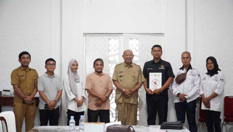 Dokumentasi Foto Kegiatan Audensi ITF Sumut di Ruang Kerja Bupati Langkat Selasa(7/4/2026)