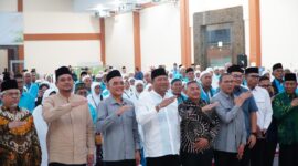 Dokumentasi Foto Kegiatan Pelepasan Jamaah Haji Langkat Kloter Kedua di Asrama Haji Medan 