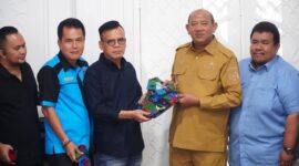 Dokumentasi Foto H.Syah Afandin Menerima Audensi FPTI Kabupaten Langkat di Kantor Bupati Langkat 