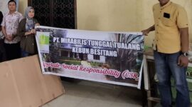 Dokumentasi Foto Kegiatan Penyerahan CSR PT MTT di Kelurahan Kampung Lama Kecamatan Besitang Jumat(17/4/2026/