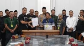 Dokumentasi Foto Forkopimda Lakukan Restorasi Justice Terkait Perkara Saling Lapor di Salapian Sabtu( 18/4/2026) di Rumah Dinas Bupati Langkat 