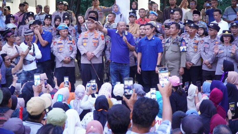 Dokumentasi Foto Demo Masyarakat Besitang dan Teluk Aru di Depan Kantor Bupati Langkat Senin(20/4/2026)