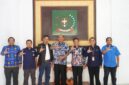 Dokumentasi Foto Kegiatan Penerimaan Penghargaan dari Kemendikdasmen di Ruang  Kantor Bupati Langkat Rabu(20/5/2026)