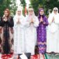 Dokumentasi Foto Kegiatan Wakil Bupati Langkat Tiorita Br Surbakti Shalat Idul Adha 1447 H di Alun- akun Stabat 