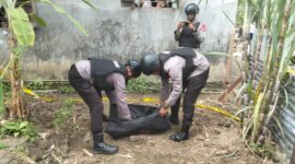 Dokumentasi Foto Penjinakan Bom di Desa Teluk Bakung 