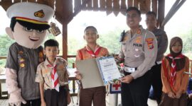 Dokumentasi Foto Kegiatan Satlantas Polres Langkat Kawal SD IT Al-AFityah 
