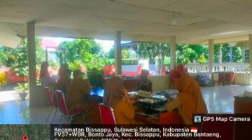 Babinsa Bonto Jaya Perkuat Sinergi dengan Pemerintah Kelurahan melalui Komsos