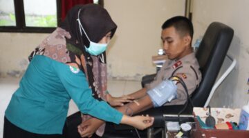 Sisi Kemanusiaan Siswa Latja Diktuba Polri SPN Polda Sulsel Lakukan Donor Darah