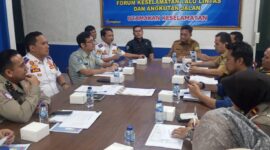 Dokumentasi Foto Kegiatan Diskusi Keselamatan Lalu Lintas di Aula Satlantas Polres Langkat Bersama Pemerintah Kabupaten Langkat 