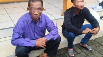 Pria Parubaya Di siram Air Cabai di Pasar Petemon Bangkalan.