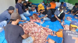 Dokumentasi Foto Kegiatan Pemotongan Hewan Qurban di Kantor Sekretariat BAZNAS Kabupaten Langkat Kamis (28/5/2026)