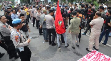 Polres Bantaeng Berikan Pelayanan Pengamanan Aksi Unjuk Rasa PB HPMB Raya