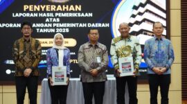 Dokumentasi Foto Penerimaan Penghargaan Wajar Tanpa Pengecualian dari BPK Perwakilan Sumatera Utara 