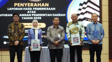Dokumentasi Foto Penerimaan Penghargaan Wajar Tanpa Pengecualian dari BPK Perwakilan Sumatera Utara
