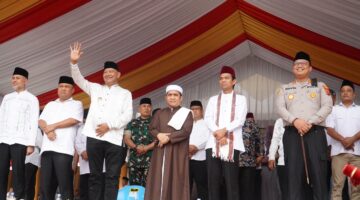 Dokumentasi Foto Kegiatan Tabligh Akbar UAS di Alun - alun  Kabupaten Langkat 