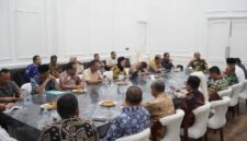 Dokumentasi Foto Kegiatan Bupati Langkat H Syah Afandin di Rumah Dinas Bupati Langkat Bersama OPD