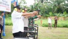 Dokumentasi Foto Kegiatan Bupati Langkat H Syah Afandin di HUT Bhayangkara ke - 80 Bersama Forkopimda Menembak Gembira