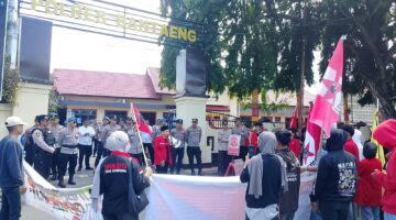 Kasat Reskrim Polres Bantaeng Dalami Kasus Insiden Saat Unjuk Rasa di depan Kantor Bupati Bantaeng
