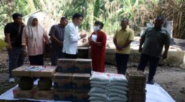 Dokumentasi Foto Kegiatan Pimpinan DPRD Provinsi Sumut Ricky Anthony di Desa Naman Jahe Kecamatan Salapian 