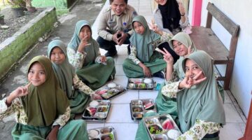 Validasi Data Penerima Manfaat dan Peninjauan Kewajiban, Tim SPPG Langsung Turun ke Sekolah   