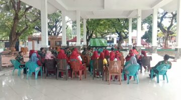 Pererat Kebersamaan TNI dan Rakyat, Kodim 1410/Bantaeng Gandeng Masyarakat Nobar Piala Dunia di Tribun Seruni
