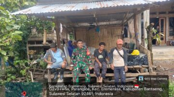 Dekat dengan Rakyat, Babinsa Parang Loe Rutin Komsos di Wilayah Binaan