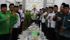 Dokter Foto Kegiatan Pimpinan DPRD Provinsi Sumatera Utara Ricky Anthony Menerima P Nahdlatul Ulama Kabupaten Langkat 