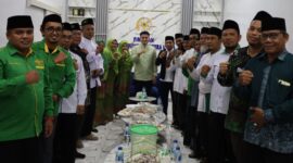 Dokumentasi Foto Kegiatan Pimpinan DPRD Provinsi Sumatera Utara Ricky Anthony Menerima Pimpinan Nahdlatul Ulama Kabupaten Langkat 
