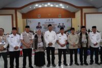 Dokumentasi Foto Kegiatan Bupati Langkat H.Syah Afandin Menjemput Haji dari Kabupaten Langkat di Bandara Internasional Kuala Namu 