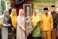 Dokumentasi Foto Kegiatan Wakil Bupati Langkat Tiorita Br Surbakti di Desa Pantai Gemi Penutupan Gebyar Muharam 1448 Hijriyah