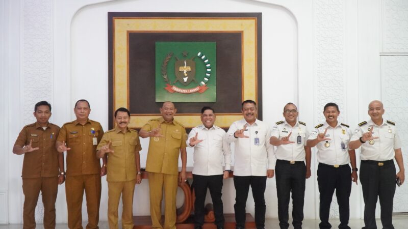 Dokumentasi Foto Istimewa Bupati Langkat Bersama Imigrasi