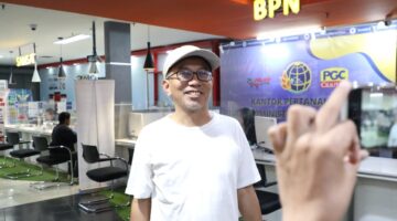 Dulu Mengira Rumit, Kini Pensiunan PNS Mantap Urus Sertipikat Tanah Sendiri