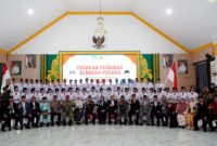 Dokumentasi Foto Kegiatan Plt Bupati Langkat Tiorita Surbakti di Acara Pengukuhan Paskibraka